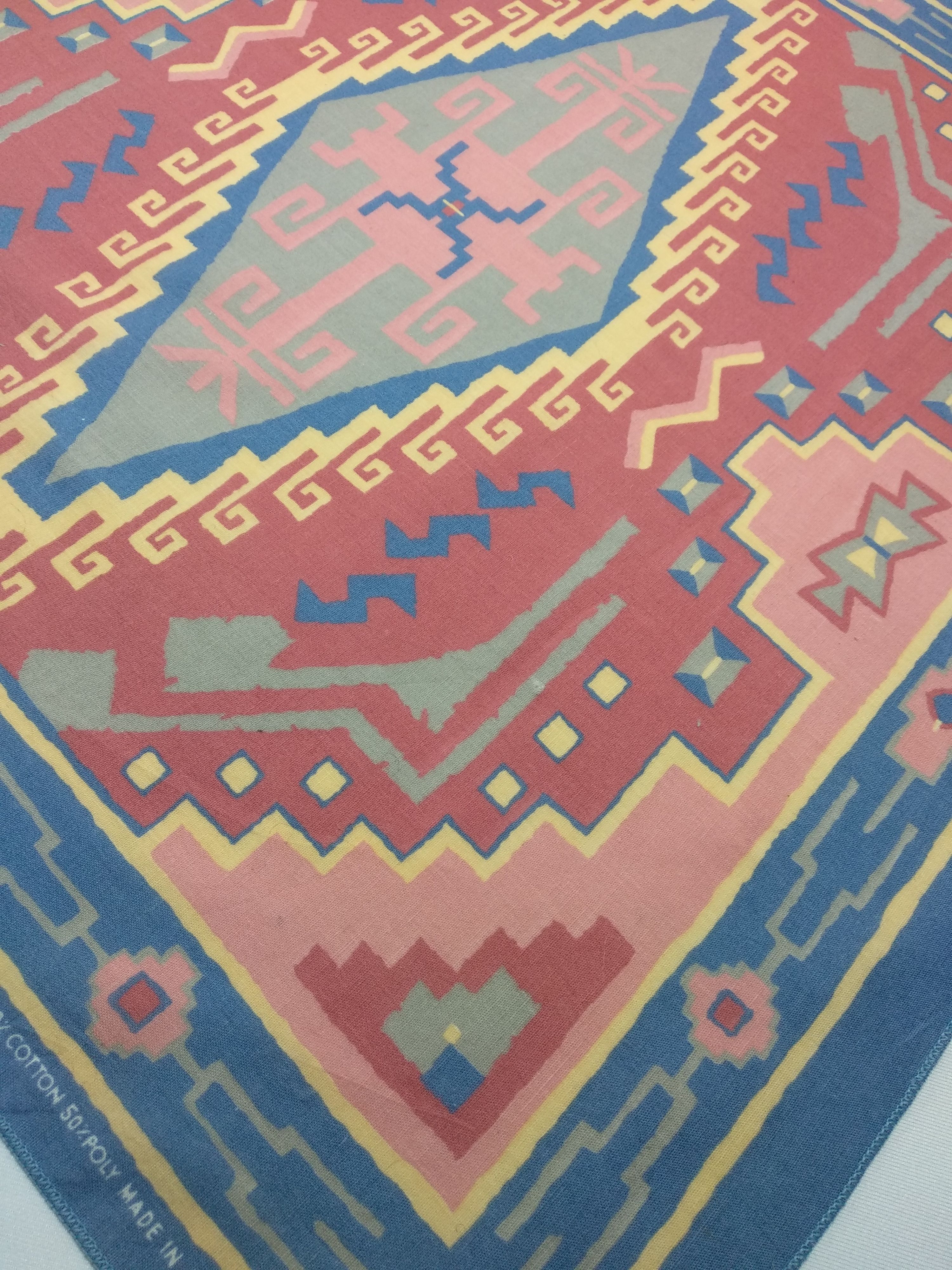 Vintage Paisley Handkerchief/Neckerchief/Bandana - HK171