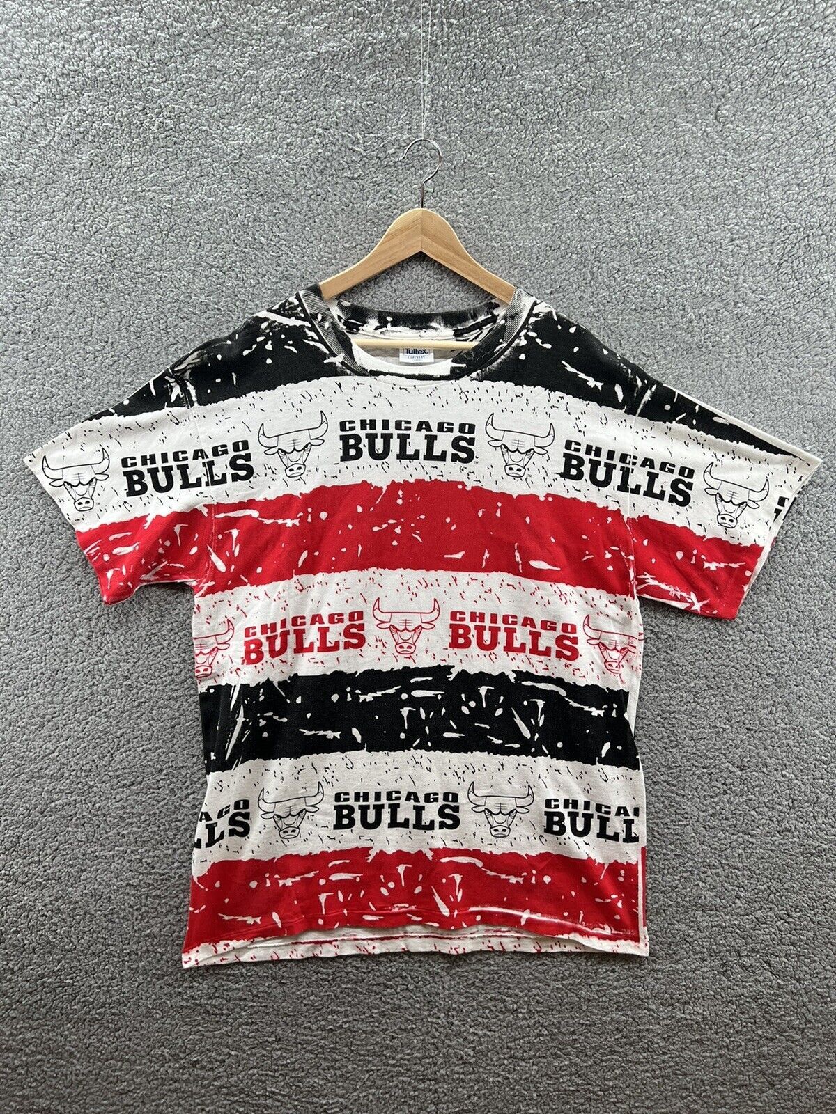 Tultex NBA Chicago Bulls All Over Print AOP Vintage Men’s T-