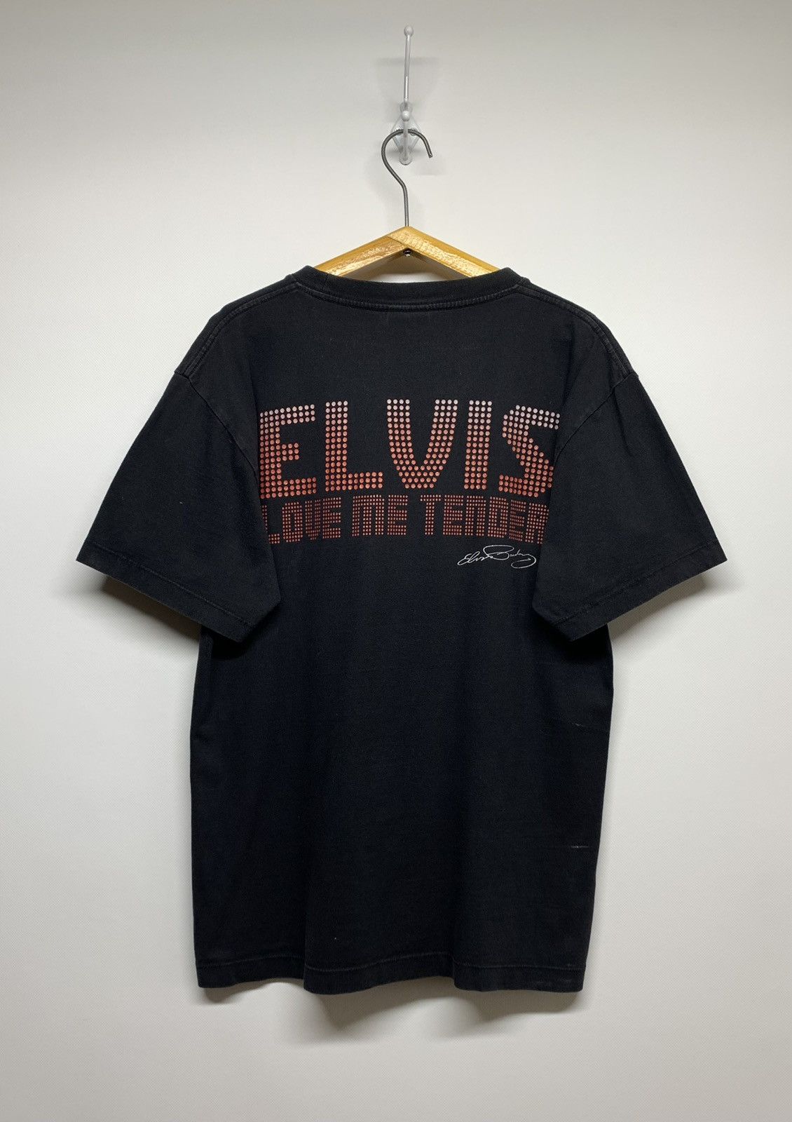 Vintage Vintage Y2K Elvis Presley Big Logo T-Shirt 00’s Size US M / EU 48-50 / 2 - 6 Thumbnail