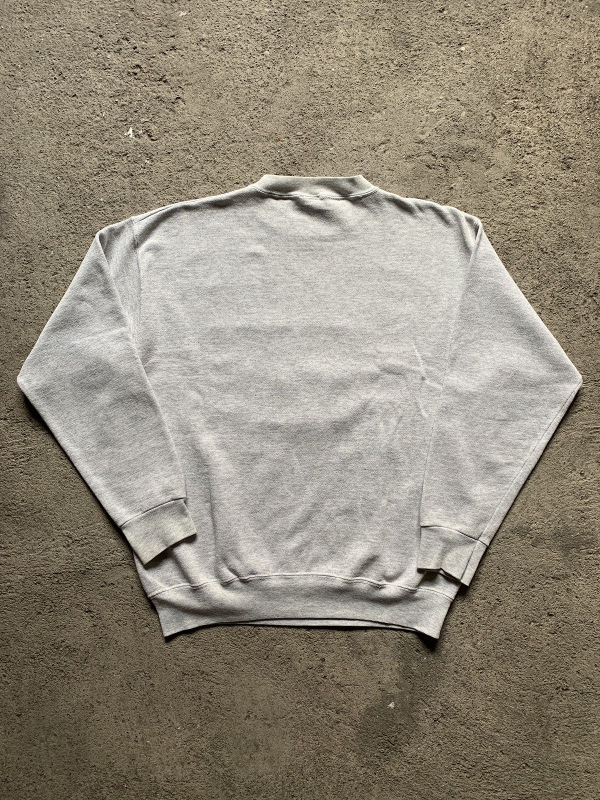 Vintage Vintage Las Vegas University Runnin Rebels 90's Crewneck Size US L / EU 52-54 / 3 - 4 Thumbnail