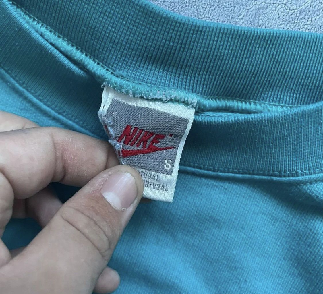 Nike × Vintage Rare 90s NIKE USA Faded Embroidered Logo Sweatshirt Size US S / EU 44-46 / 1 - 4 Thumbnail