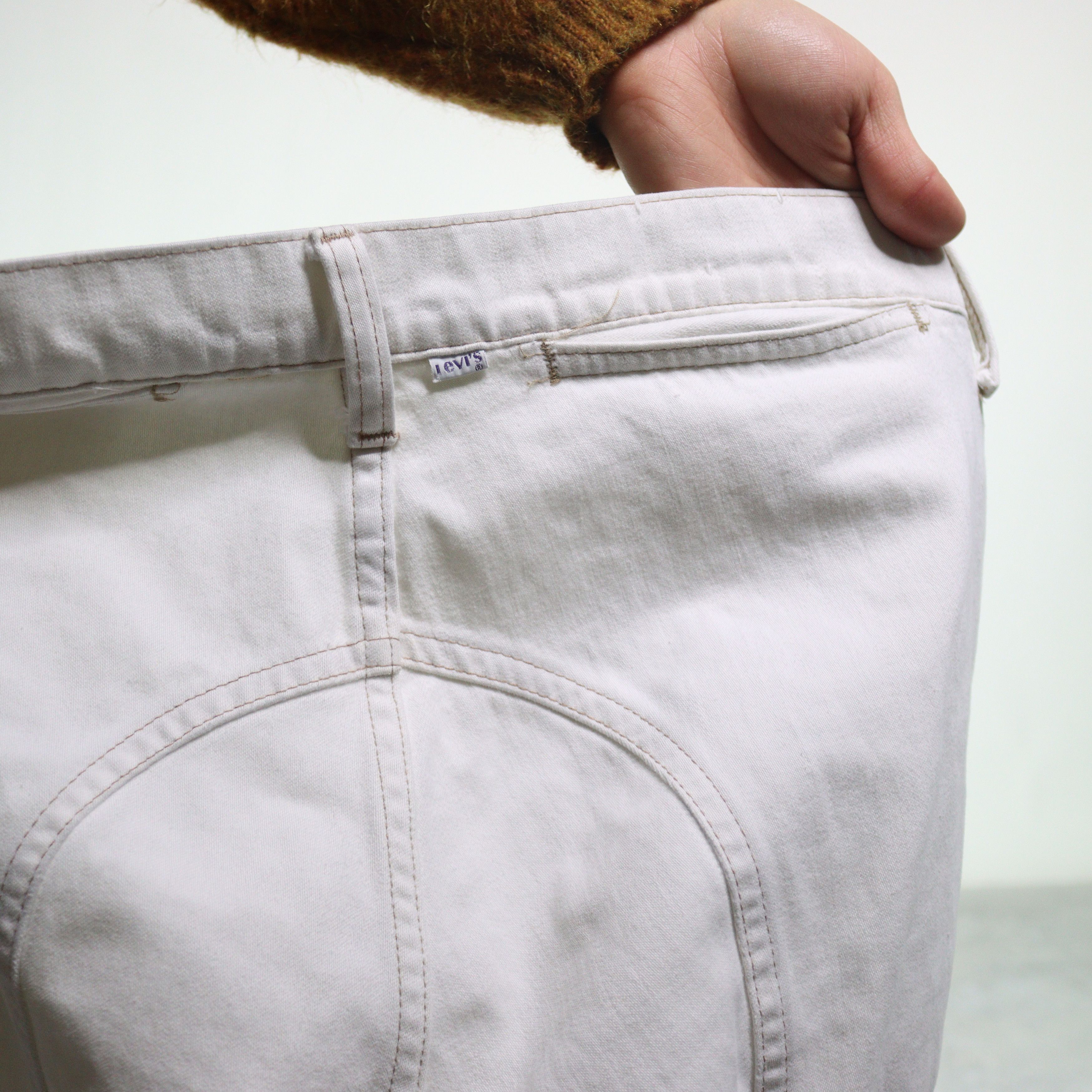 Levi's × Vintage 70s Levi's White Flared Pleat Denim BIN2 Size US 30 / EU 46 - 4 Thumbnail