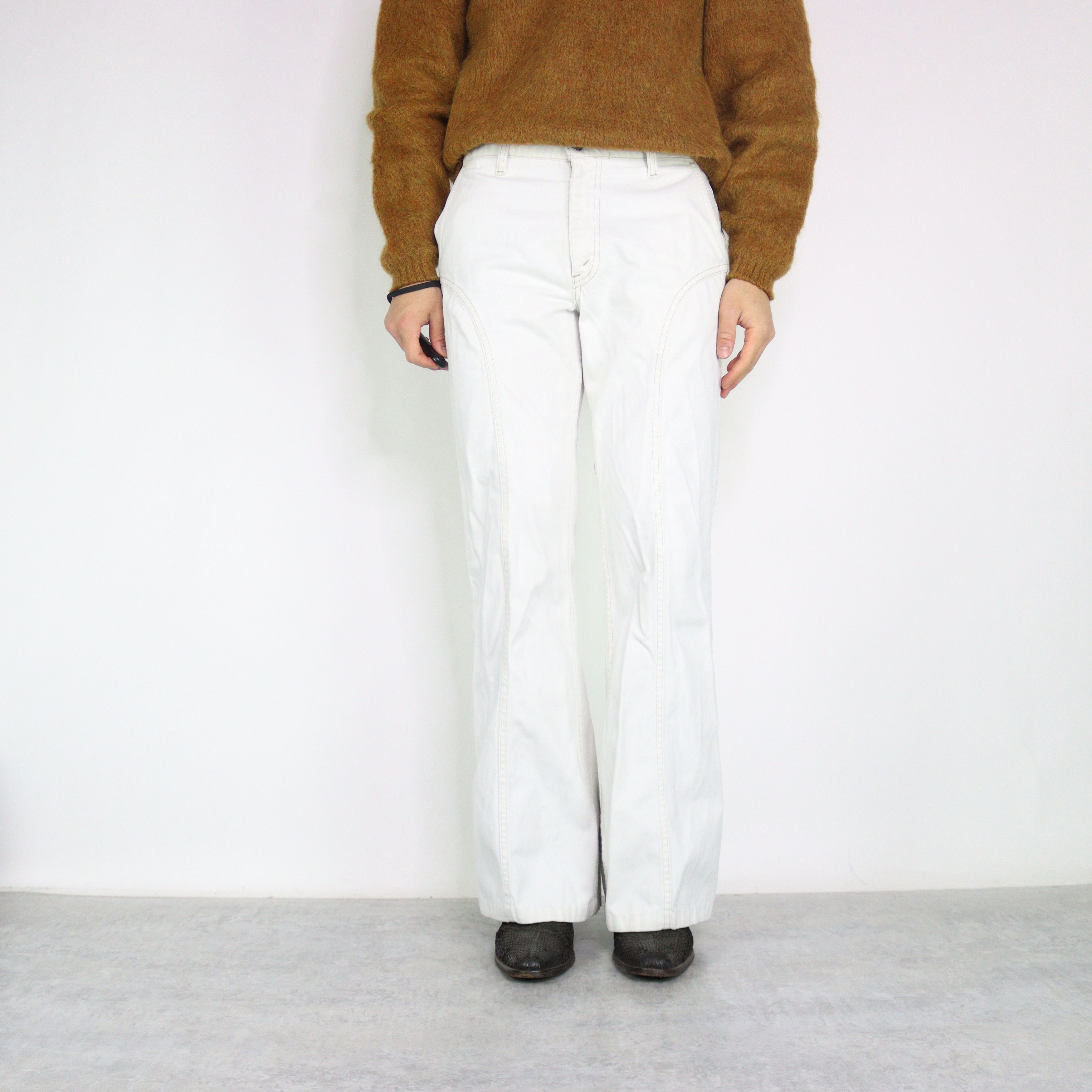 Levi's × Vintage 70s Levi's White Flared Pleat Denim BIN2 Size US 30 / EU 46 - 1 Thumbnail
