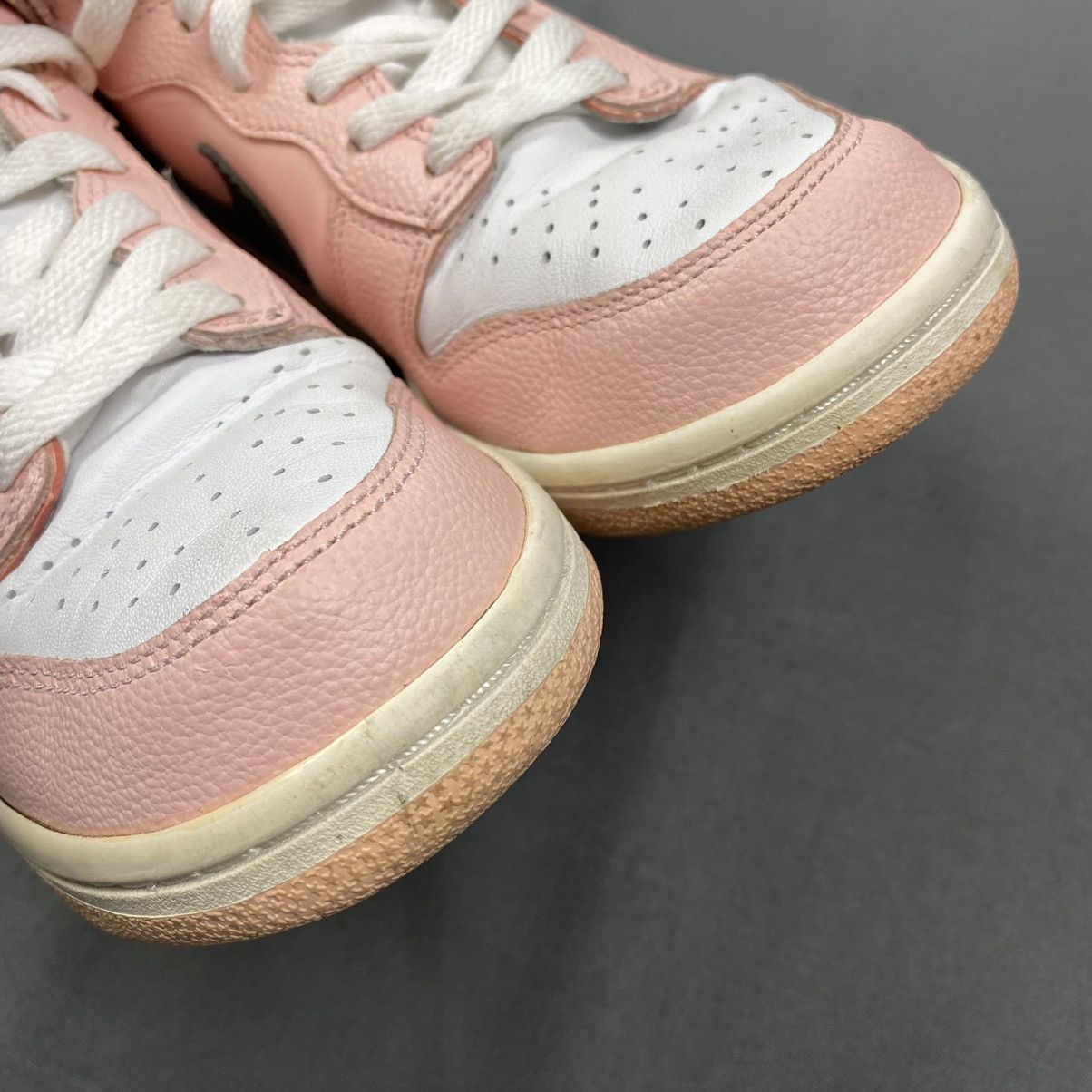 Nike 2004 W’s Nike Dunk High Storm Pink/Midnight Fog-White Size US 7 / IT 37 - 10 Thumbnail