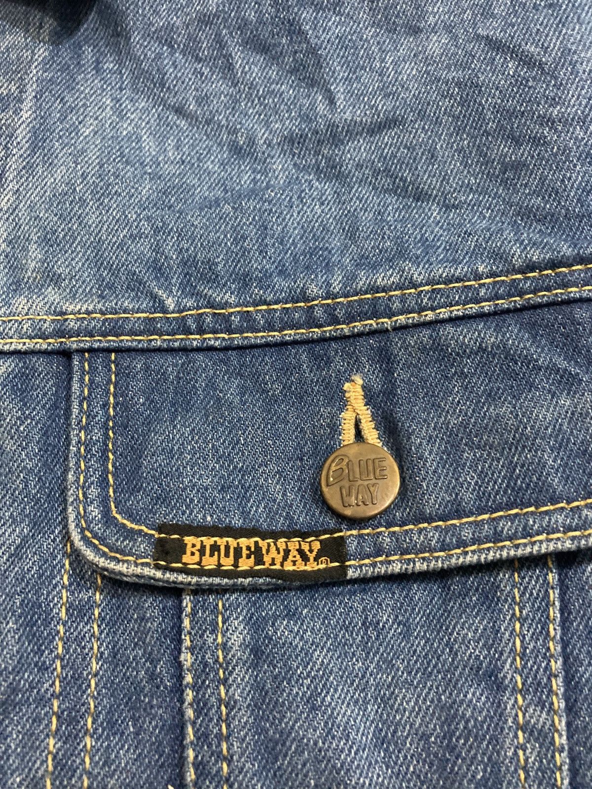 Japanese Brand Vintage Blue Way Trucker Denim Jackets Size US L / EU 52-54 / 3 - 7 Thumbnail