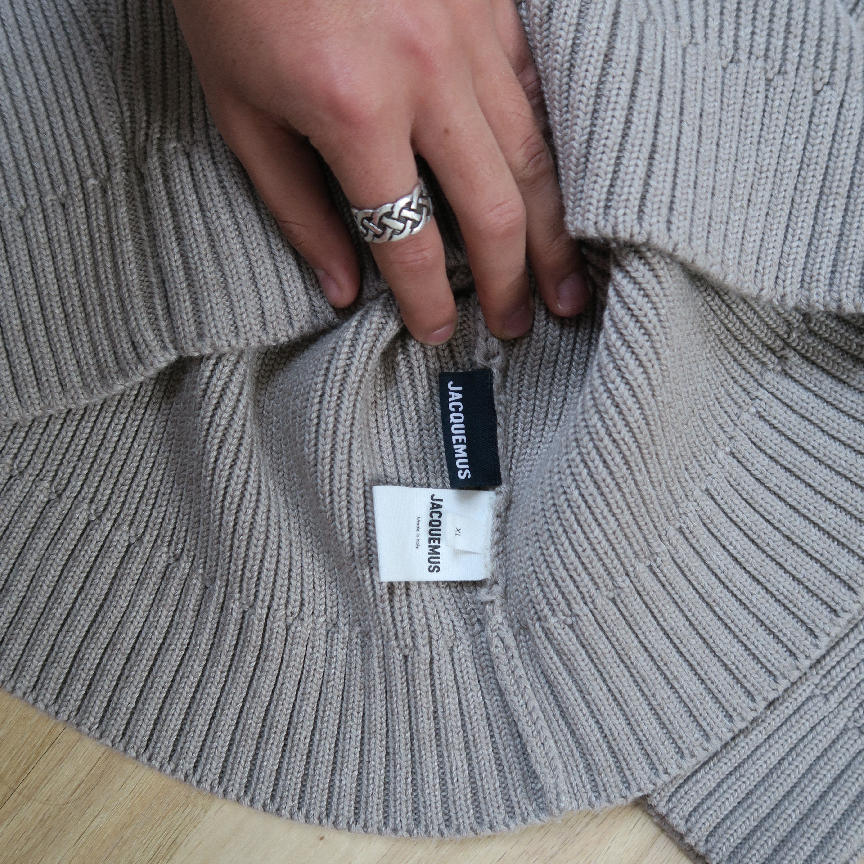 Jacquemus Jacquemus Contrast Panel Crew Sweat Size US XL / EU 56 / 4 - 6 Thumbnail