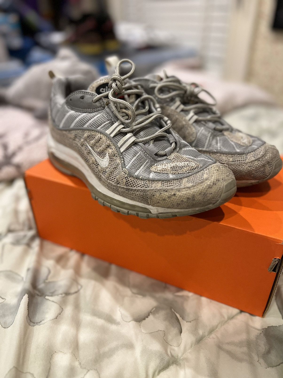 Nike × Supreme Supreme x Air Max 98 Snakeskin 2016 Size US 9.5 / EU 42-43 - 1 Thumbnail