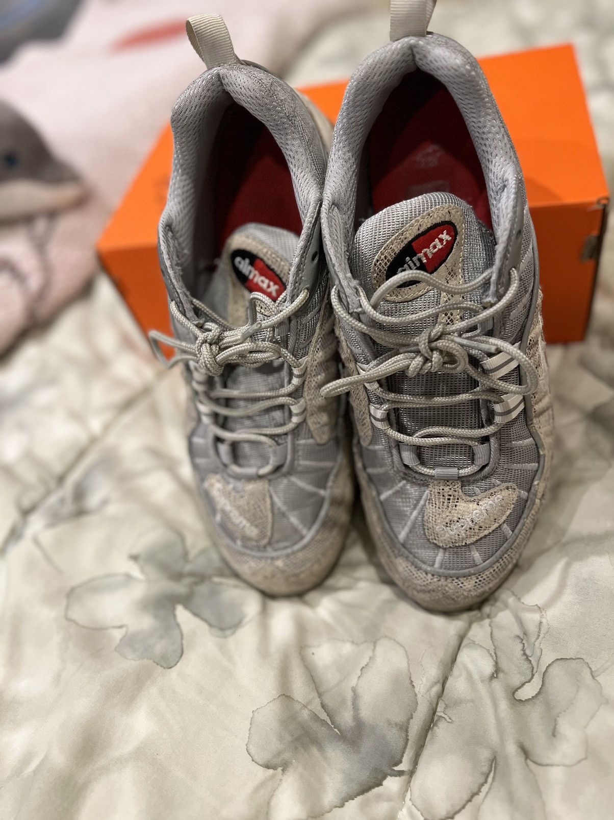 Nike × Supreme Supreme x Air Max 98 Snakeskin 2016 Size US 9.5 / EU 42-43 - 9 Thumbnail