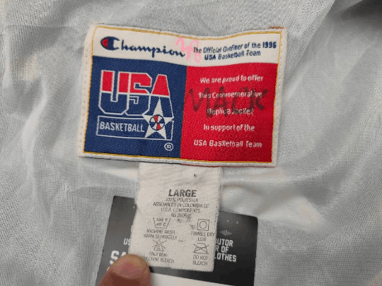 Champion Vintage 1996 USA Basketball Olympics WindBreaker Size US L / EU 52-54 / 3 - 5 Thumbnail