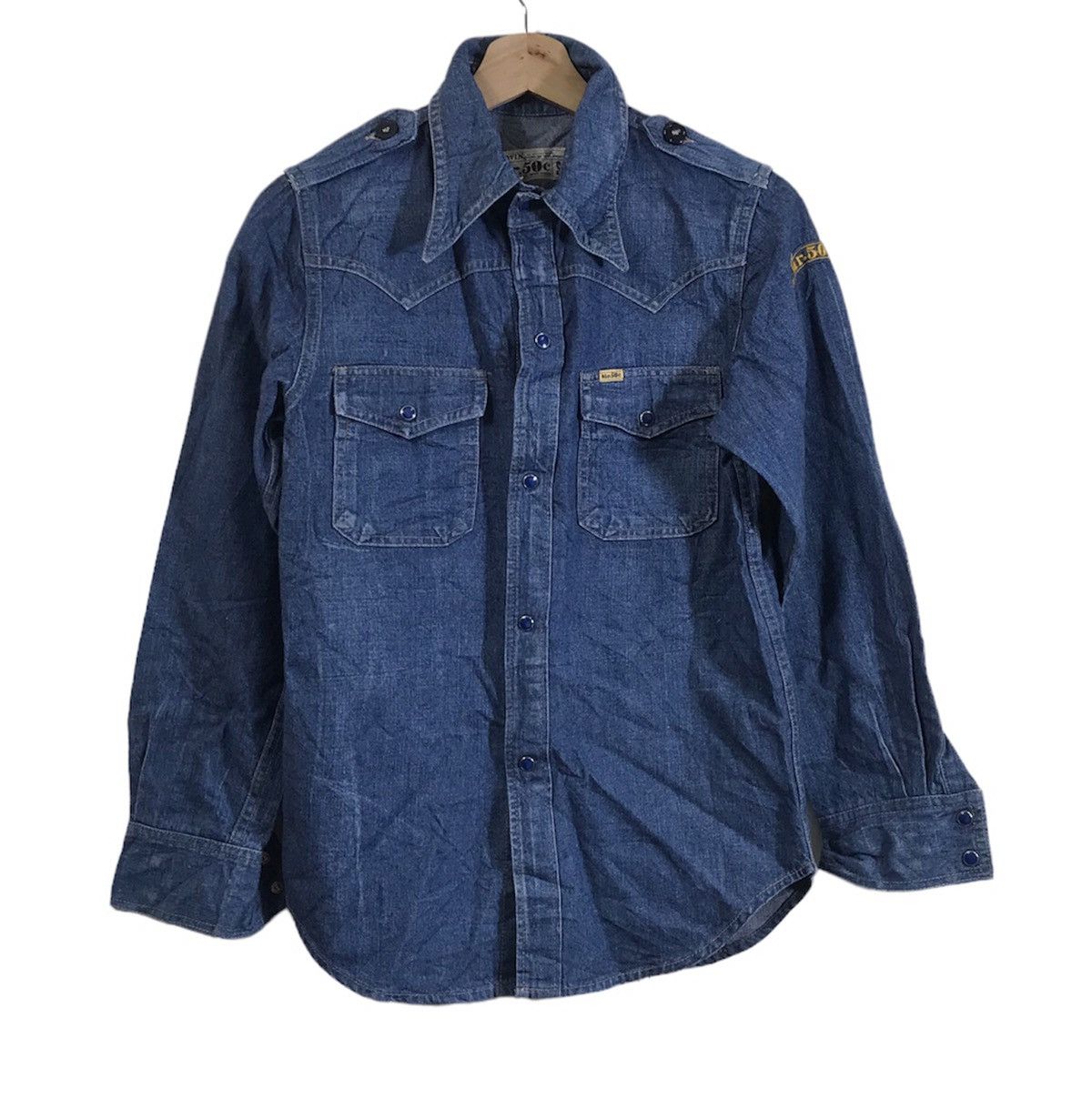 (600) Edwin MR.50$