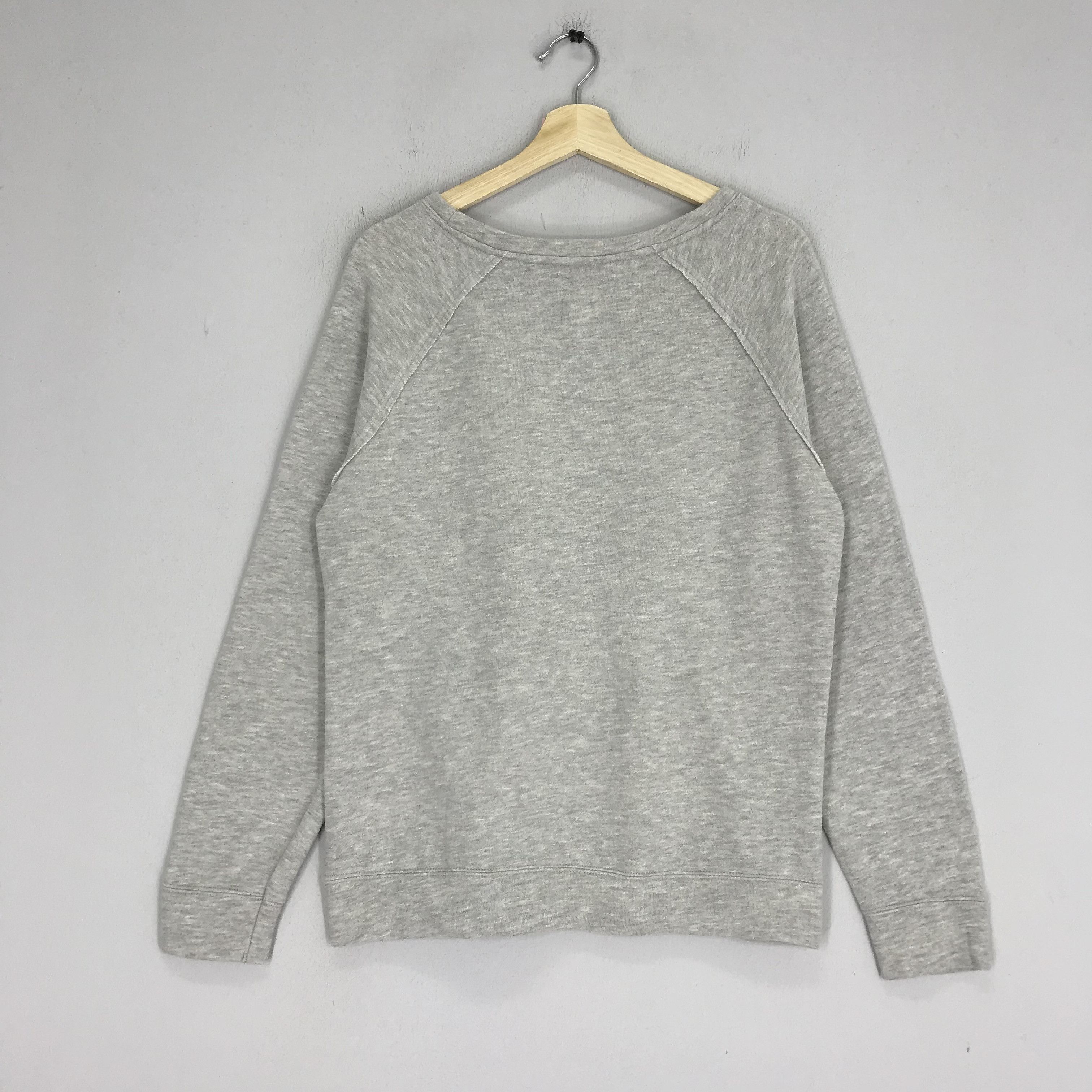 Billabong Vintage Billabong Embroidered Logo Ladies Sweater Gray Size US M / EU 48-50 / 2 - 2 Thumbnail