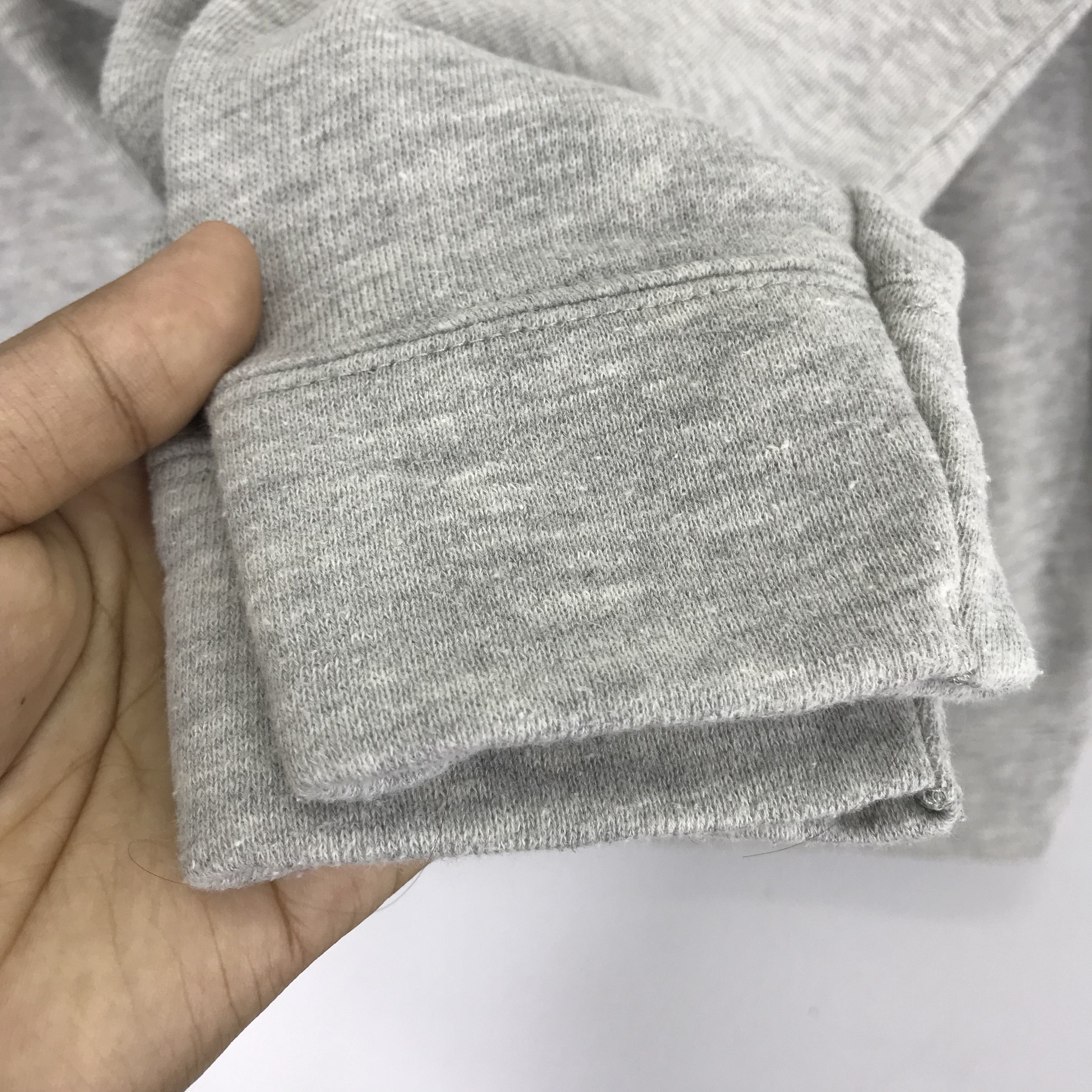 Billabong Vintage Billabong Embroidered Logo Ladies Sweater Gray Size US M / EU 48-50 / 2 - 6 Thumbnail