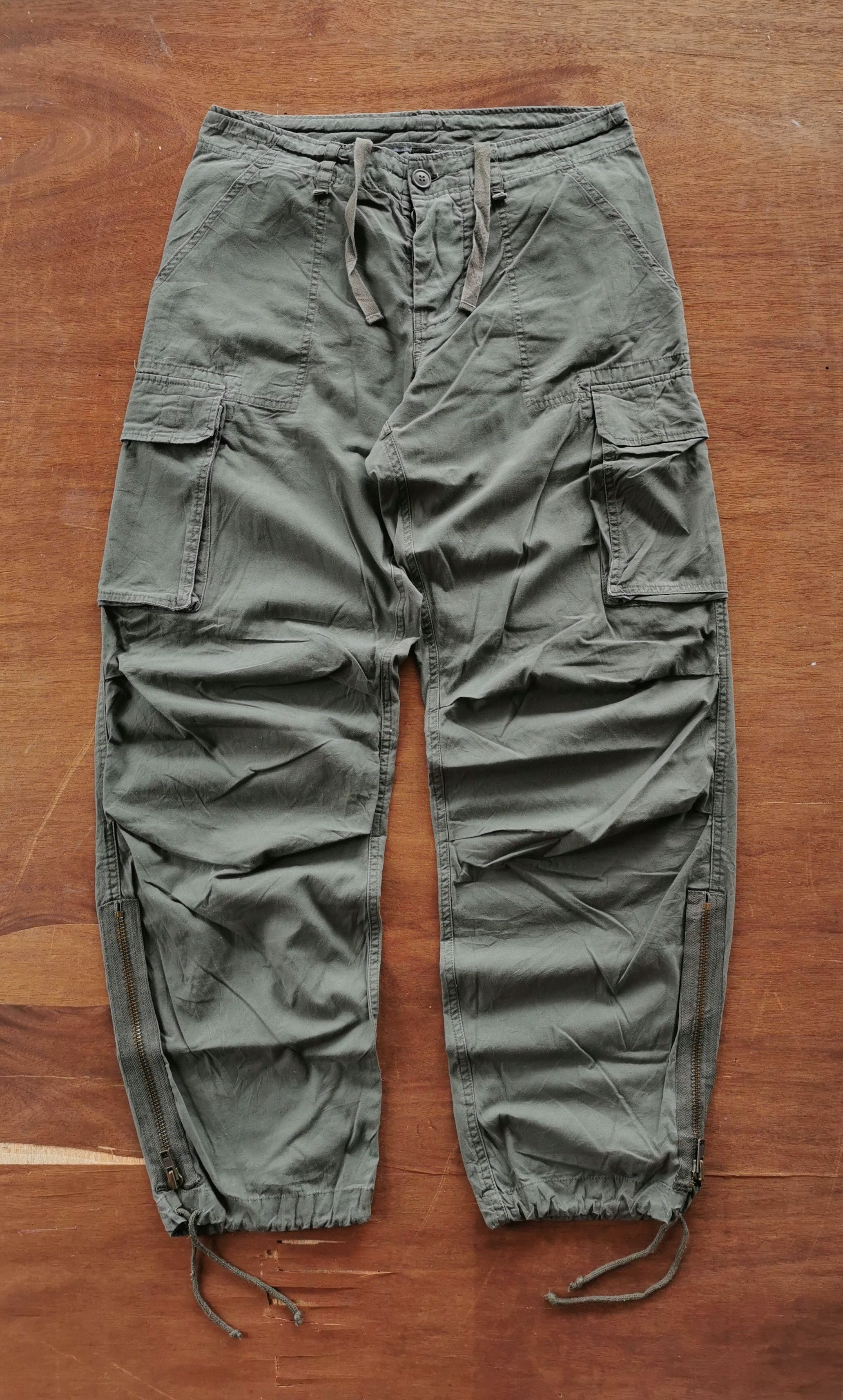 14th Addiction United Color Of Benetton Zipper Cargo Pants Size US 33 - 1 Thumbnail