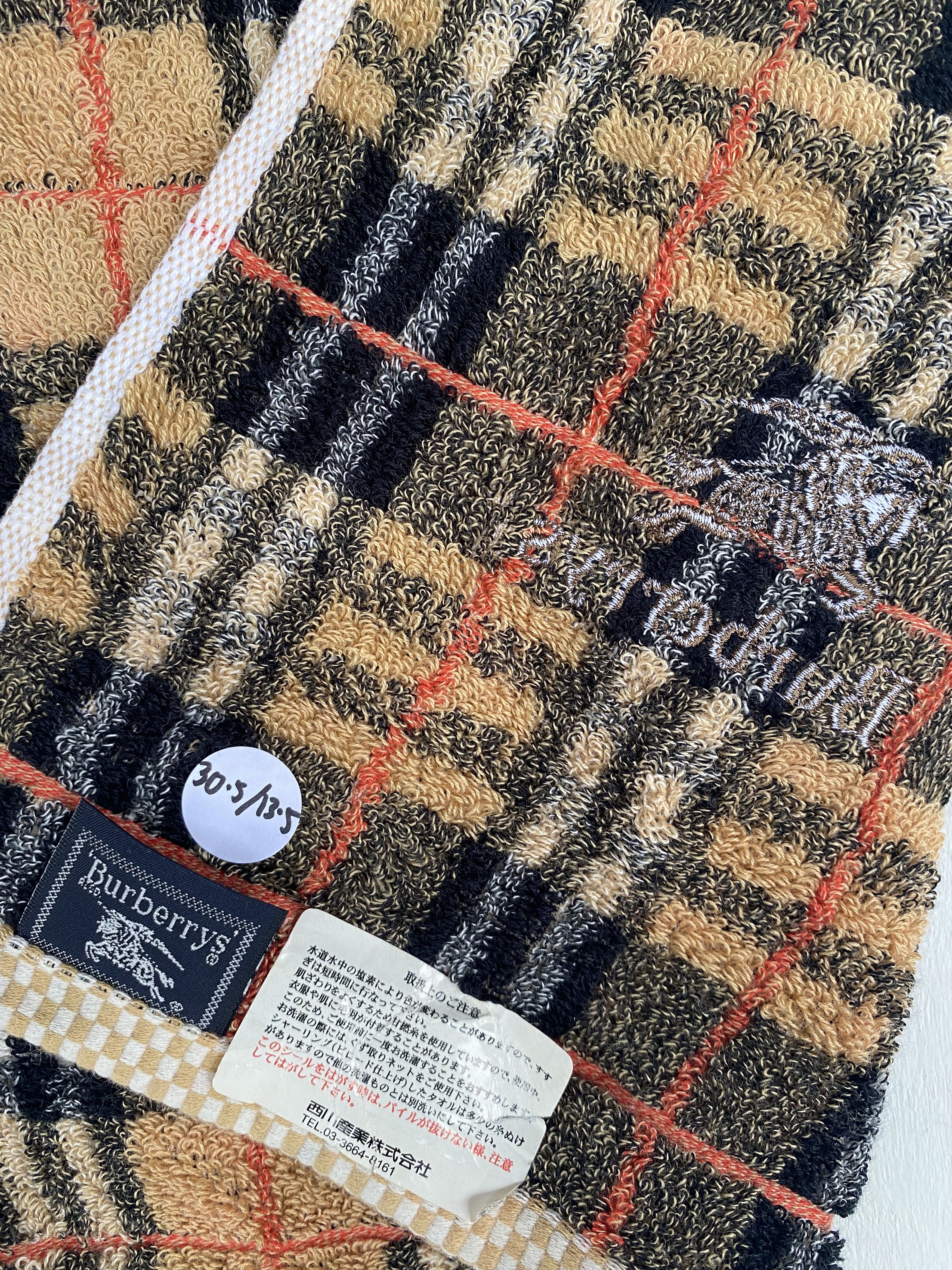 Burberry 💥VINTAGE BURBERRY London Nova Check hand / face Japan towel Size ONE SIZE - 4 Thumbnail