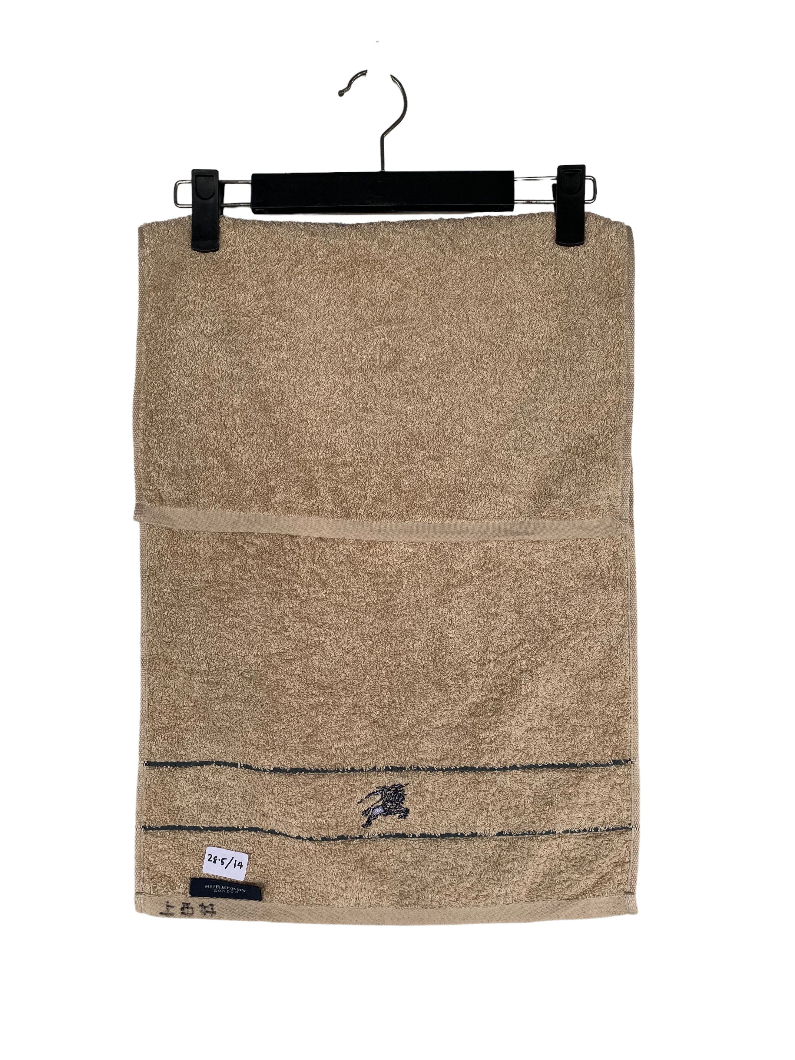 Burberry VINTAGE BURBERRY London hand / face Japan towel Size ONE SIZE - 2 Thumbnail