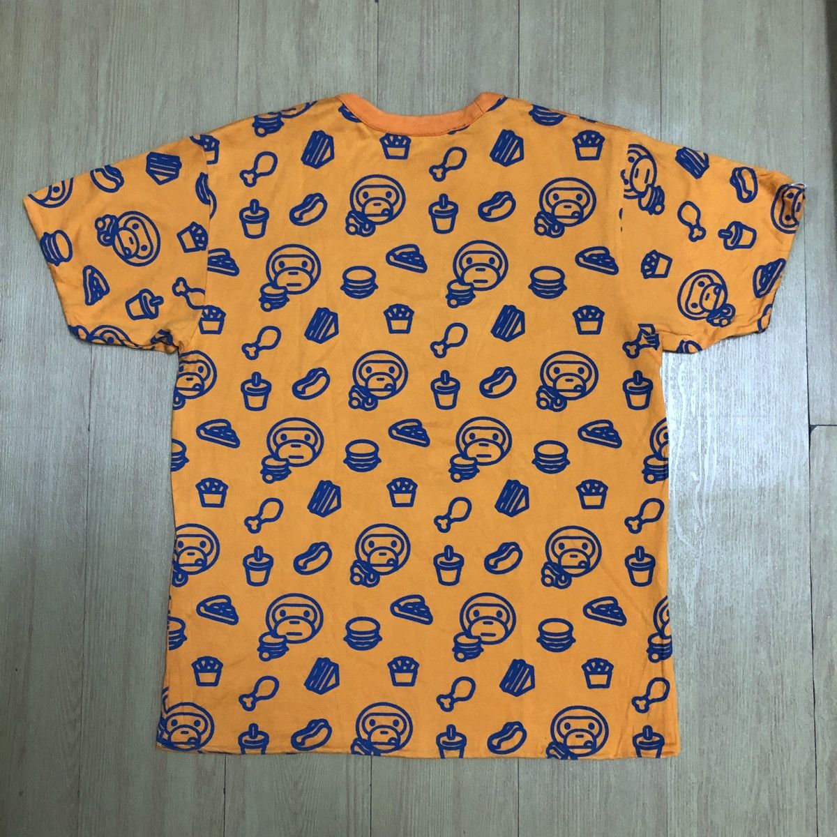 Bape Baby Milo Junkfood Reversible Tee Size US M / EU 48-50 / 2 - 4 Thumbnail