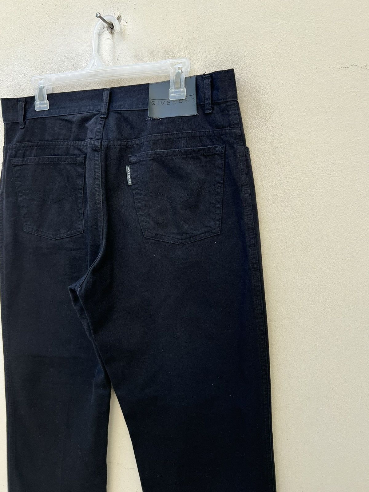 Givenchy Vintage 90s GIVENCHY Made in Italy Black Minimalist Jeans Size US 34 / EU 50 - 17 Thumbnail