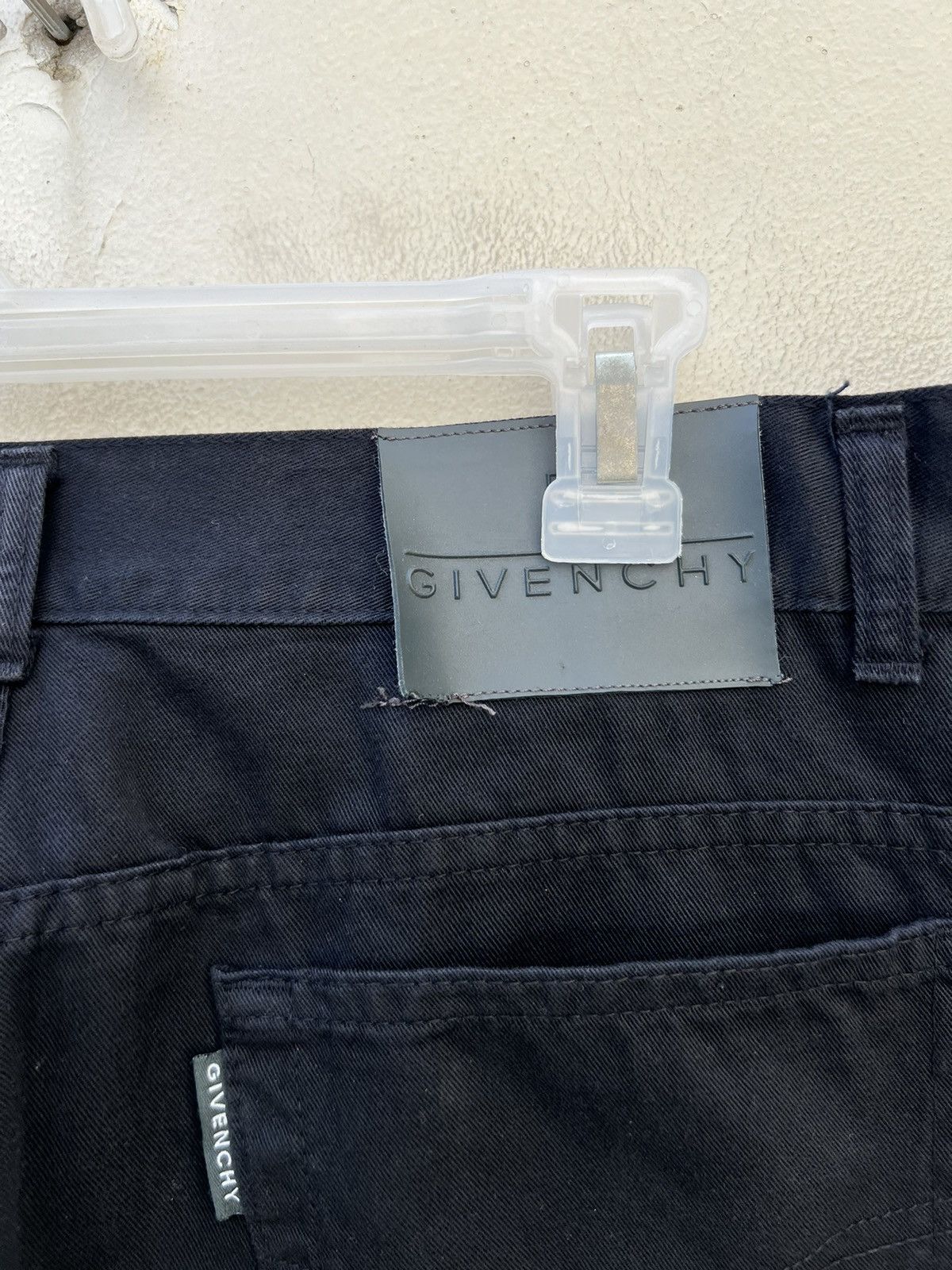 Givenchy Vintage 90s GIVENCHY Made in Italy Black Minimalist Jeans Size US 34 / EU 50 - 18 Thumbnail