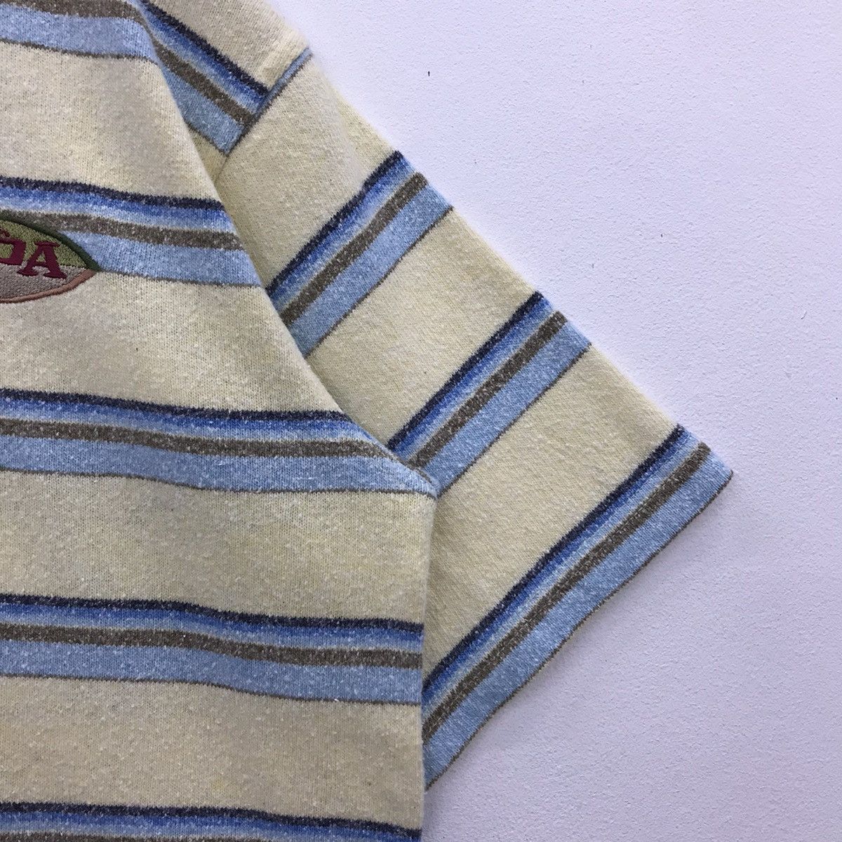 Vintage Rare!! Ben AIPA Hawaii Surf Surfing tee Size US L / EU 52-54 / 3 - 6 Thumbnail