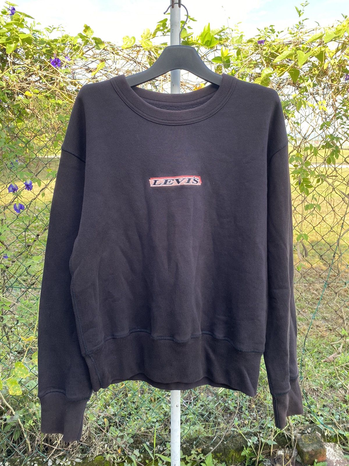 Levi's × Levi's Vintage Clothing Vintage Levi’s Center Logo Crewneck Sweater Size US L / EU 52-54 / 3 - 1 Thumbnail