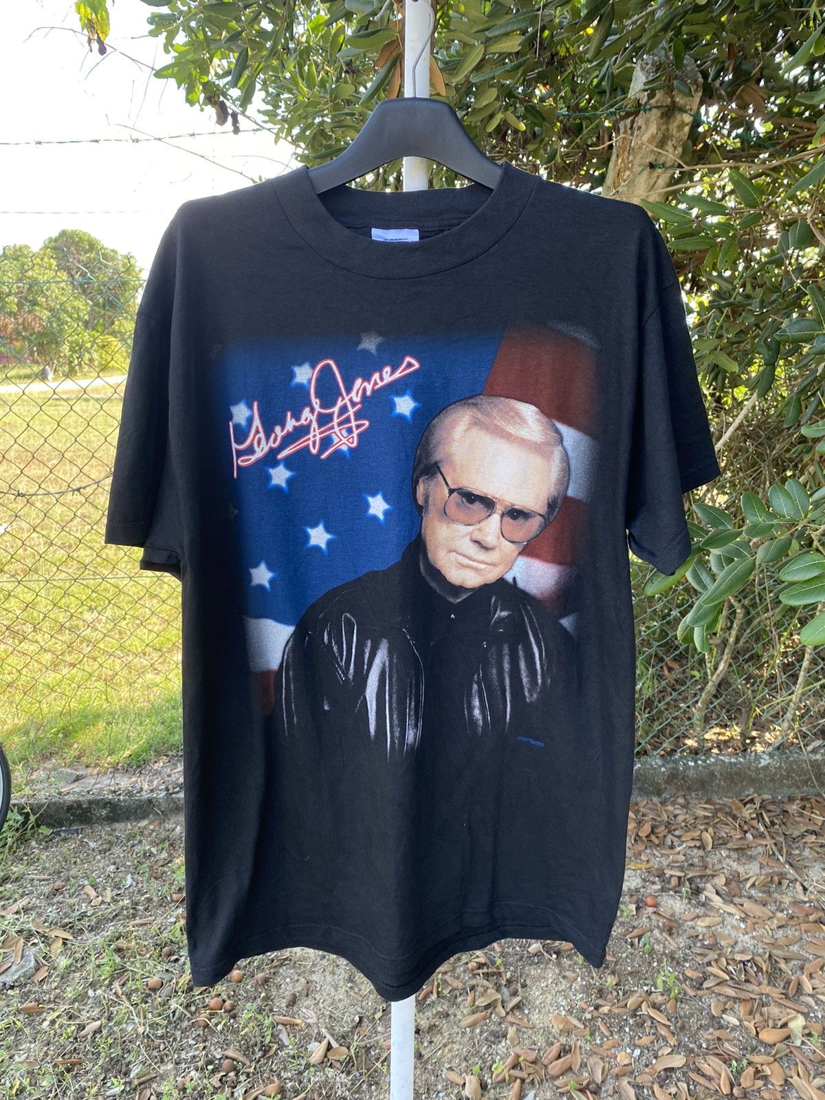 Band Tees × Tultex × Vintage Vintage George Jones Wild Irish Rose Tour Tee Size US L / EU 52-54 / 3 - 1 Thumbnail