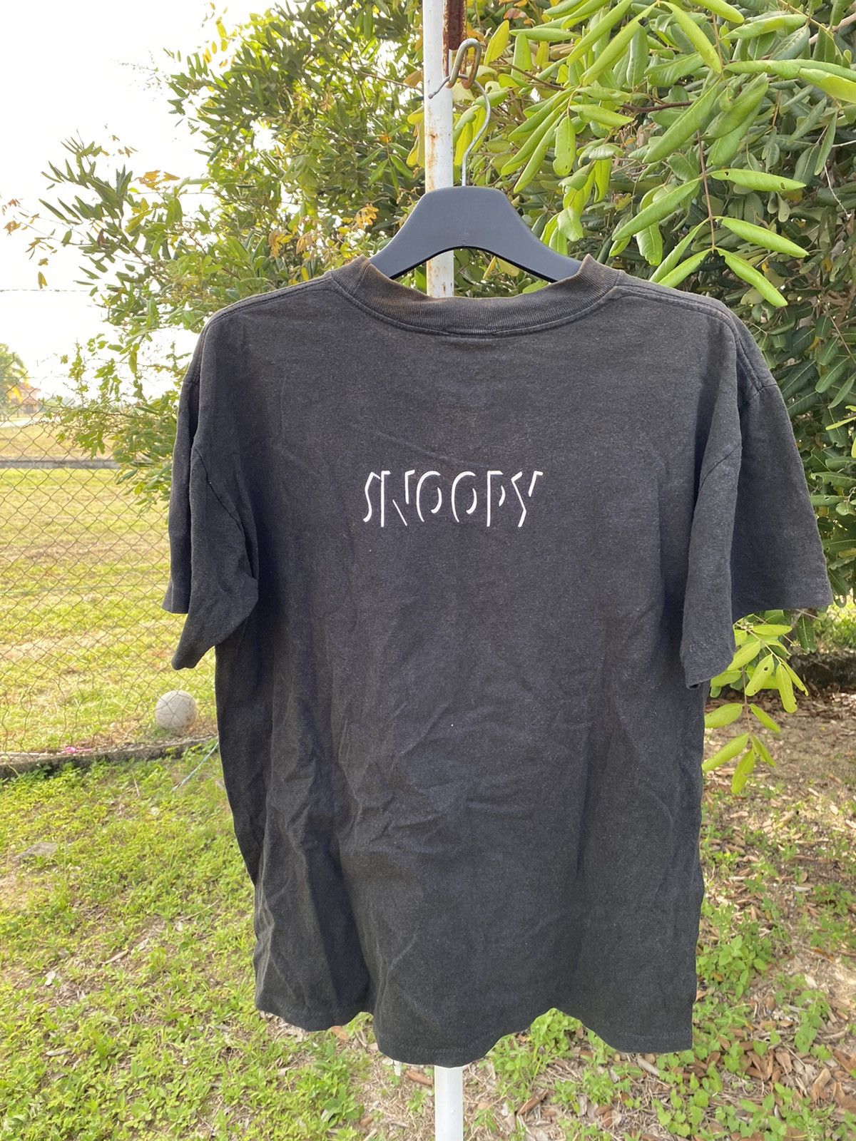 Vintage Vintage Distressed Snoppy T-shirt Size US L / EU 52-54 / 3 - 3 Thumbnail