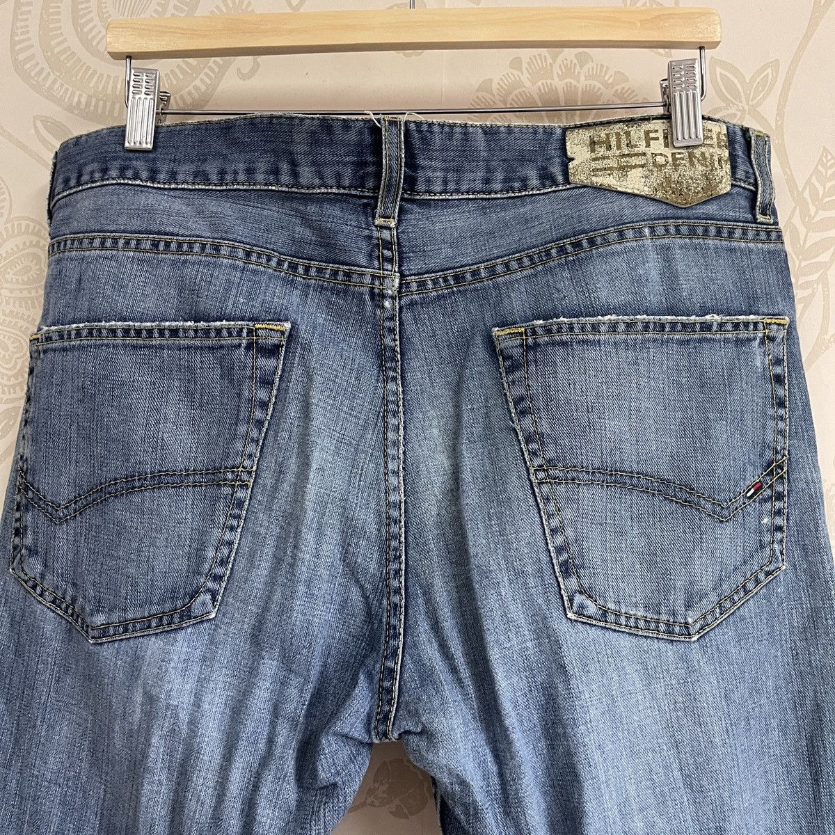 Tommy Hilfiger × Vintage Vintage Tommy Hilfiger Flare Heritage Manhattan Distressed Size US 36 / EU 52 - 19 Thumbnail