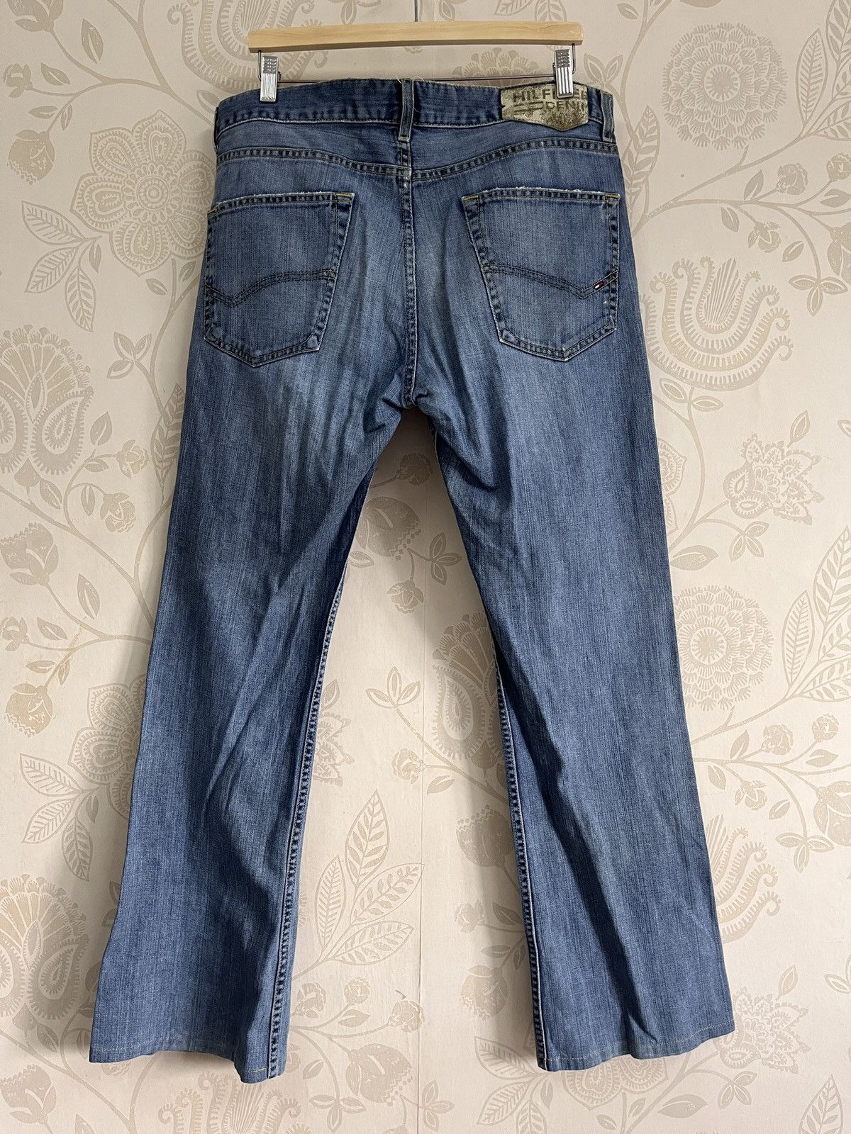 Tommy Hilfiger × Vintage Vintage Tommy Hilfiger Flare Heritage Manhattan Distressed Size US 36 / EU 52 - 20 Thumbnail