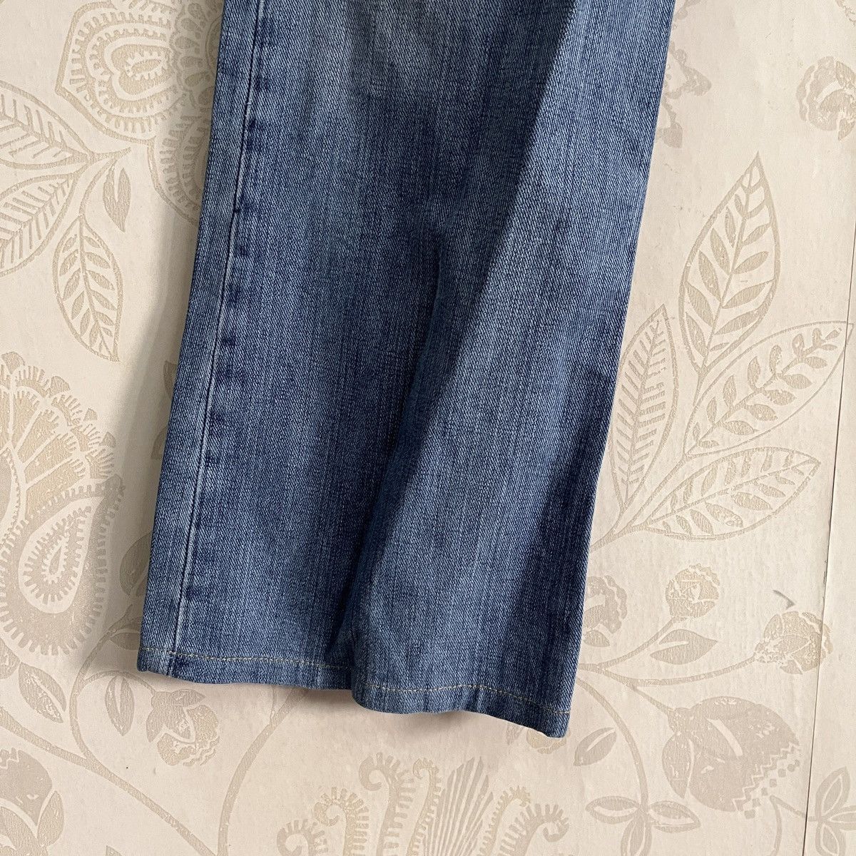 Tommy Hilfiger × Vintage Vintage Tommy Hilfiger Flare Heritage Manhattan Distressed Size US 36 / EU 52 - 8 Thumbnail