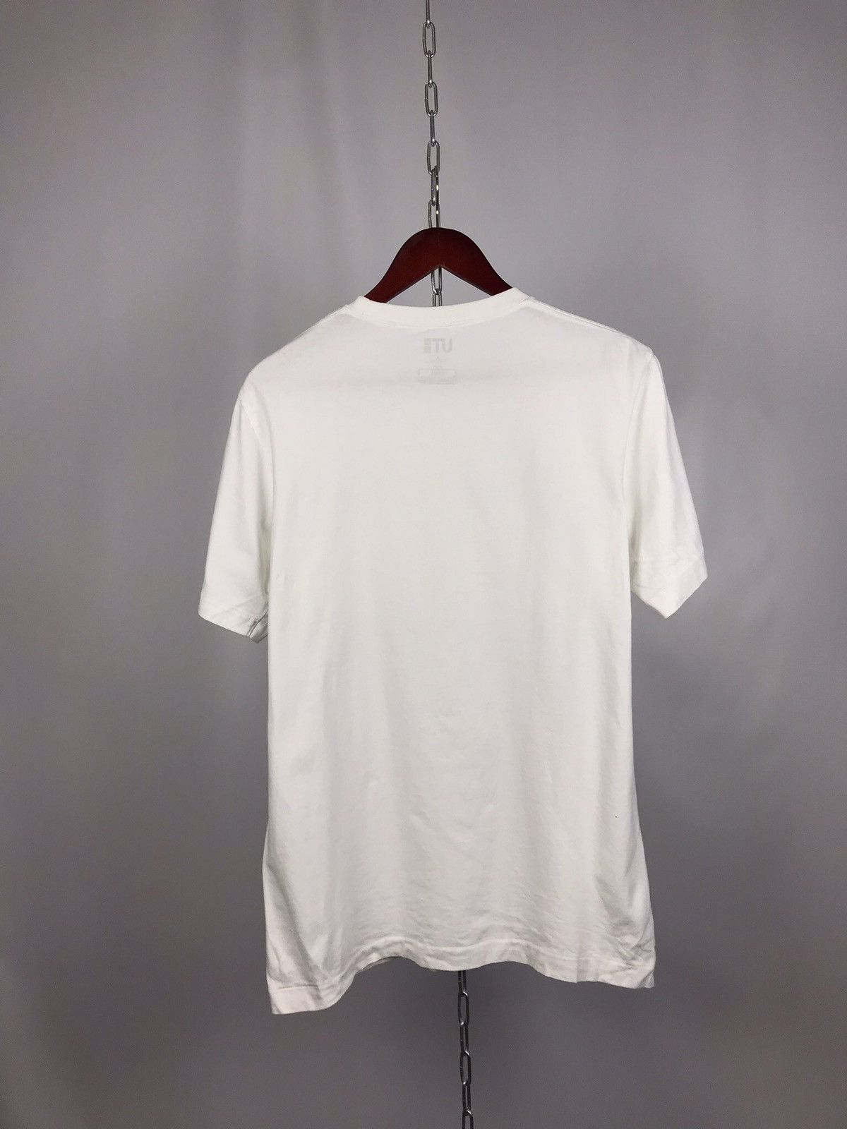 Kaws × Uniqlo Kaws x Uniqlo streetwear tee Size US M / EU 48-50 / 2 - 5 Thumbnail