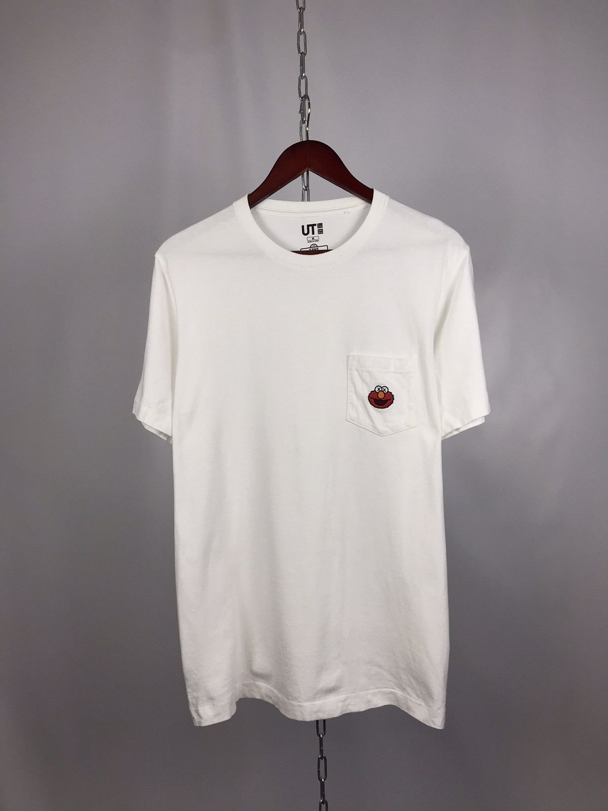 Kaws × Uniqlo Kaws x Uniqlo streetwear tee Size US M / EU 48-50 / 2 - 1 Thumbnail