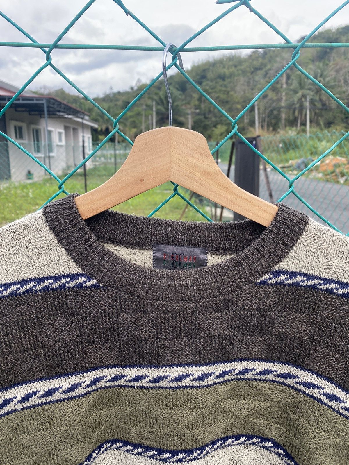 Vintage Vintage BICOLMAN Cable Knit Like Coogi Style Size US L / EU 52-54 / 3 - 3 Thumbnail
