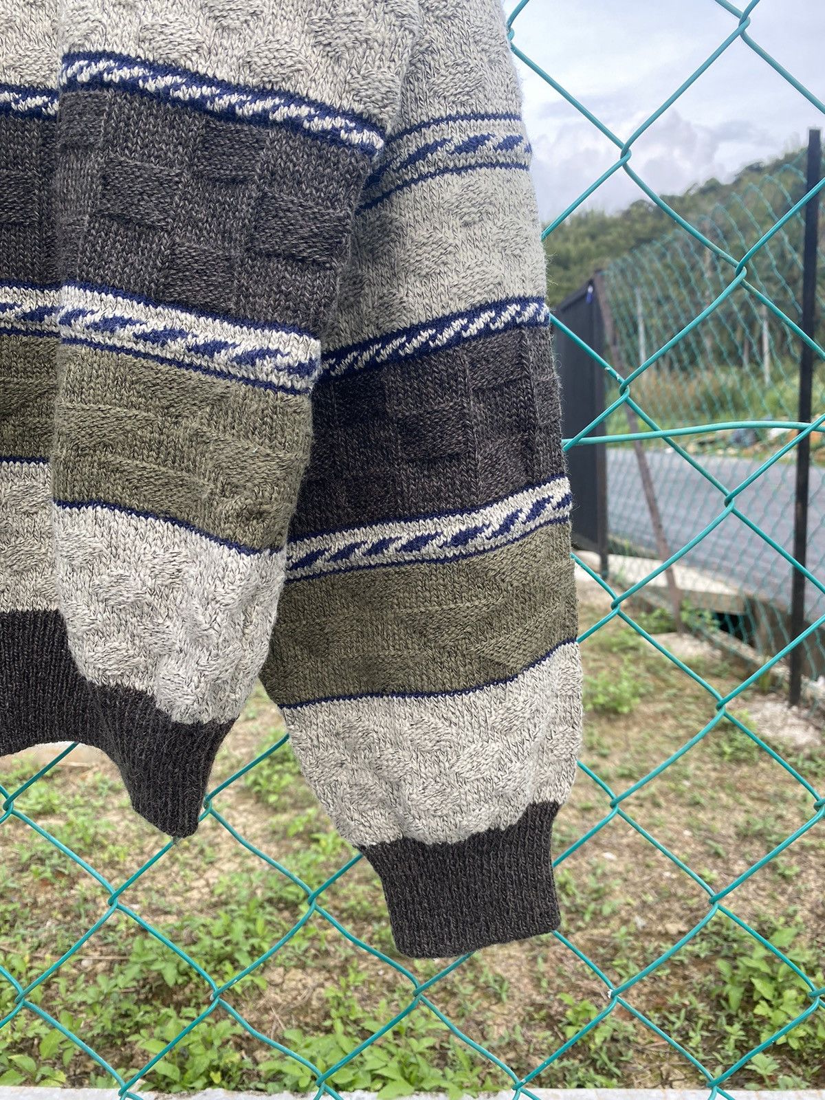 Vintage Vintage BICOLMAN Cable Knit Like Coogi Style Size US L / EU 52-54 / 3 - 4 Thumbnail