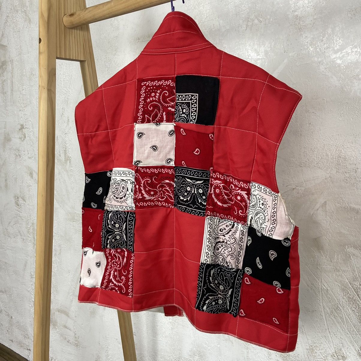 Marlboro 1980s BOXY FIT RARE VINTAGE MARLBORO BANDANA VEST - № 2190 Size US L / EU 52-54 / 3 - 4 Thumbnail