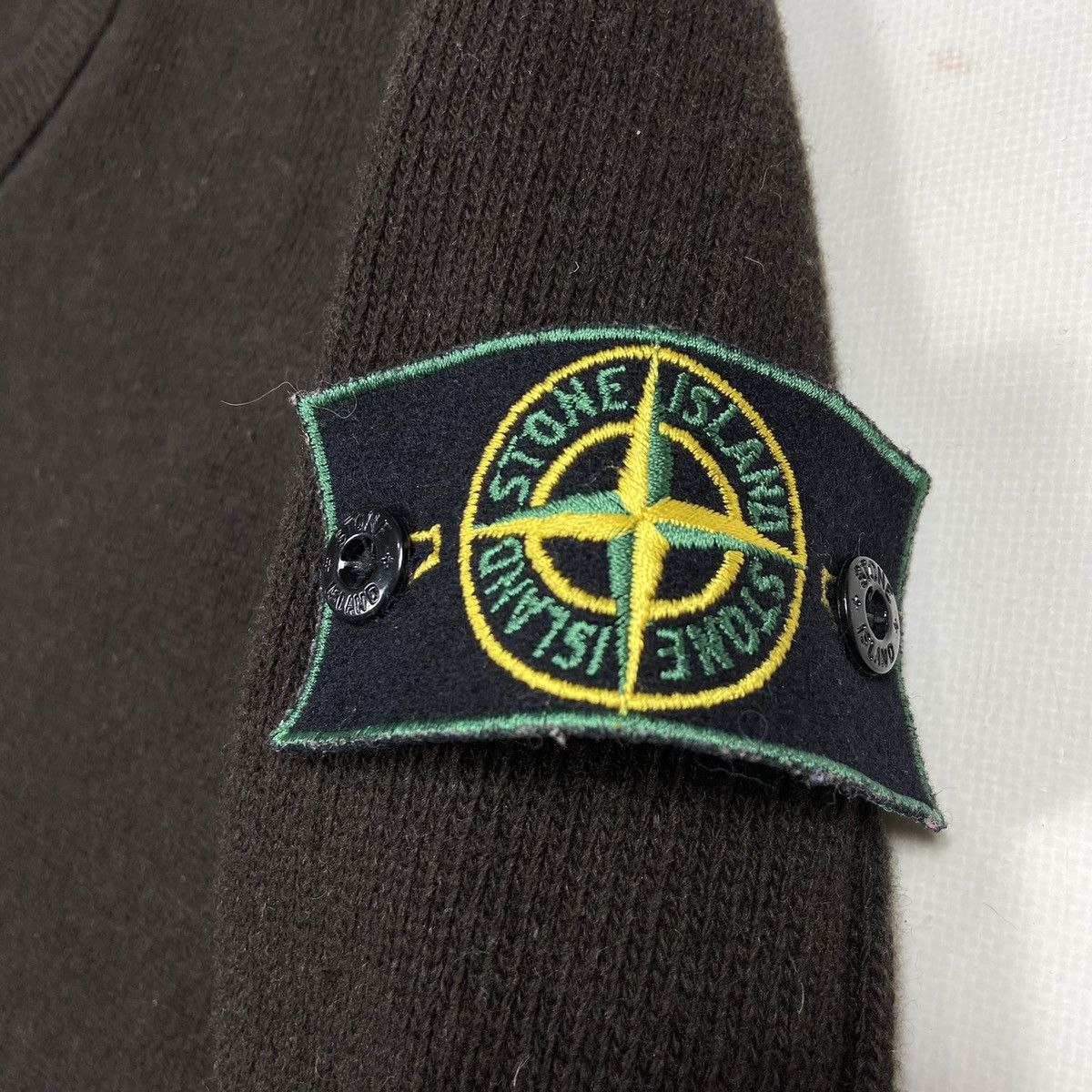 Massimo Osti ARCHIVE STONE ISLAND V NECK BROWN WOOL KNITTED SWEATER Size US L / EU 52-54 / 3 - 5 Thumbnail