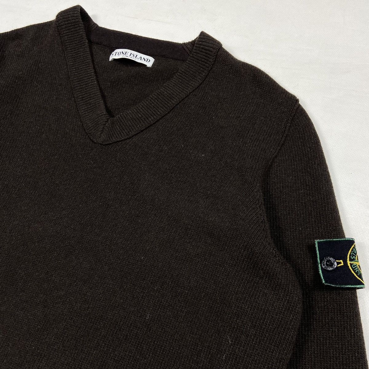 Massimo Osti ARCHIVE STONE ISLAND V NECK BROWN WOOL KNITTED SWEATER Size US L / EU 52-54 / 3 - 3 Thumbnail