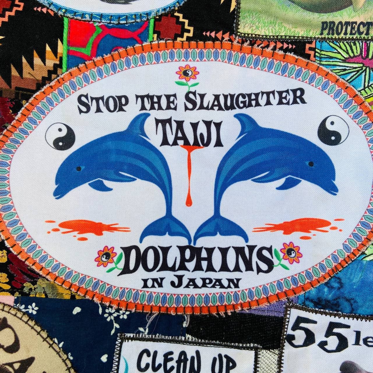 Japanese Brand SAVE DOLPHINS IN JAPAN 1980s PATCHWORK CROSSBODY BAG № 6071 Size ONE SIZE - 10 Thumbnail