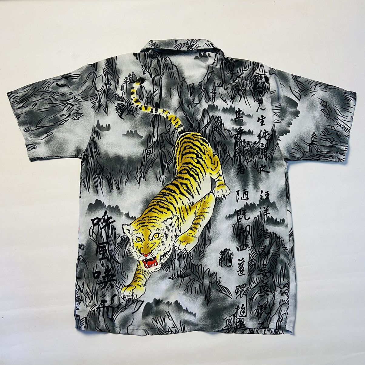 Japanese Brand 1990s JAPANESE TIGER SHIRT - № 498 Size US XL / EU 56 / 4 - 4 Thumbnail