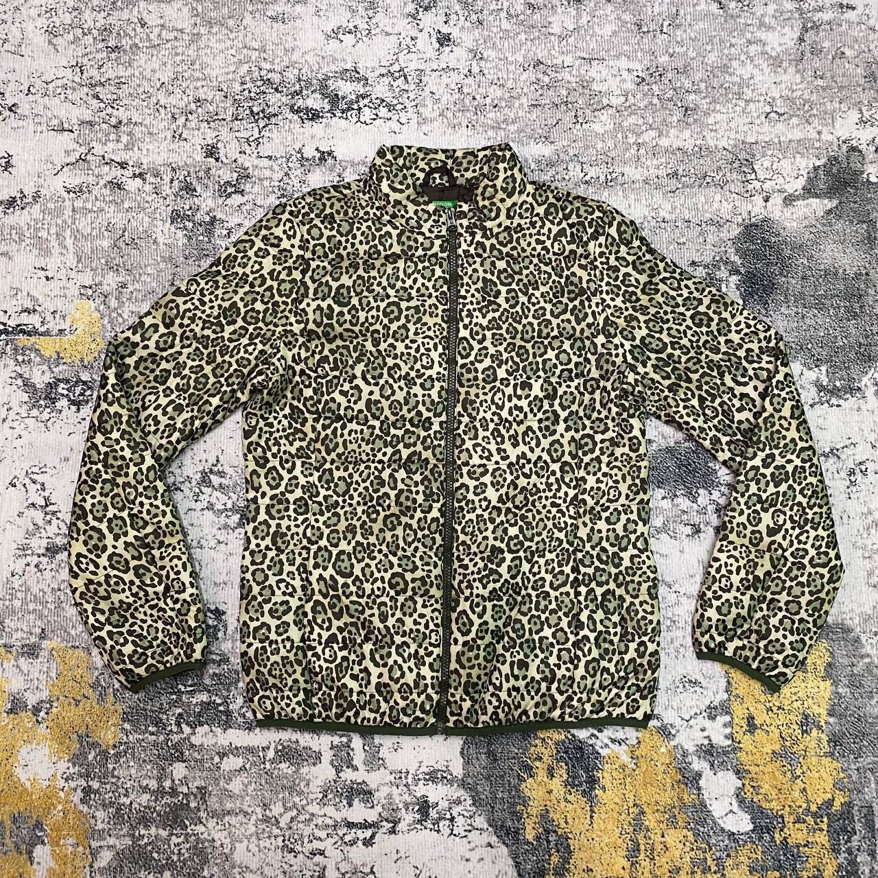 United Colors Of Benetton Z23 UNITED COLORS OF BENETTON LEOPARD FULLPRINT DOWN JACKET Size M / US 6-8 / IT 42-44 - 1 Thumbnail
