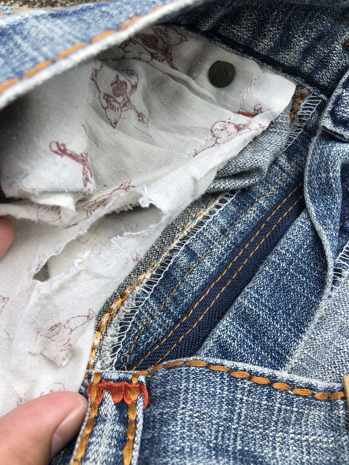 True Religion True Religion Joey Super T Distressed Washed Denim Size US 32 / EU 48 - 13 Thumbnail