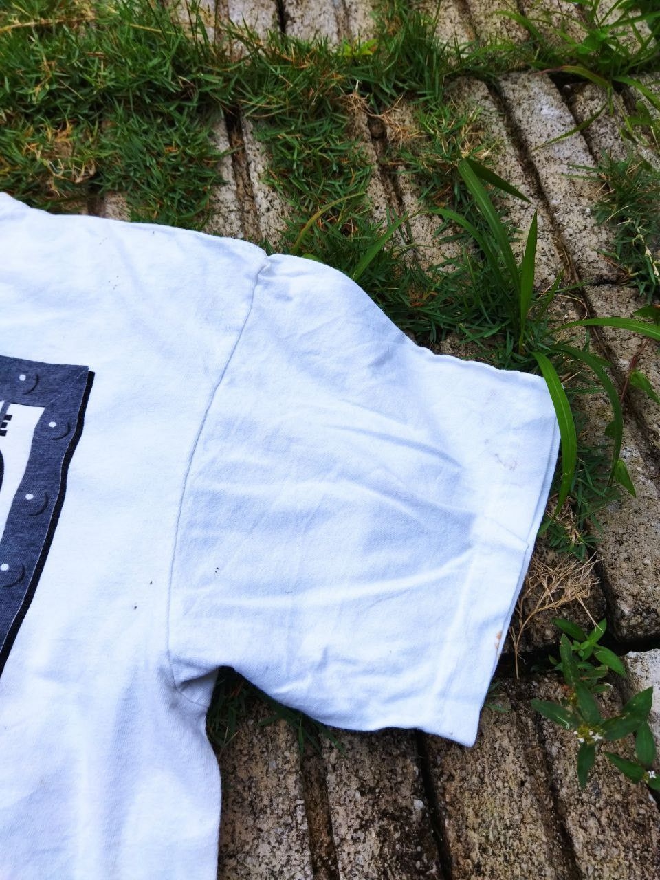 Cross Colours Vintage Cross Colours Is This The Future Tees Size US XL / EU 56 / 4 - 4 Thumbnail