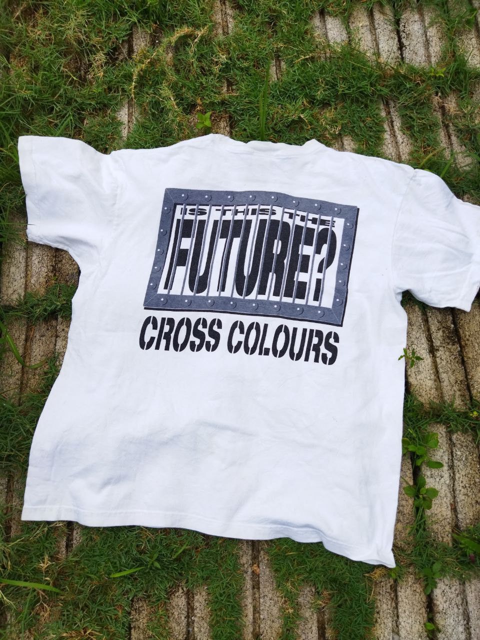 Cross Colours Vintage Cross Colours Is This The Future Tees Size US XL / EU 56 / 4 - 1 Thumbnail