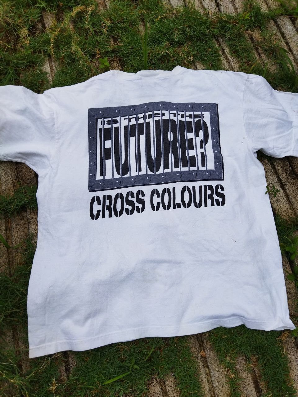 Cross Colours Vintage Cross Colours Is This The Future Tees Size US XL / EU 56 / 4 - 2 Thumbnail