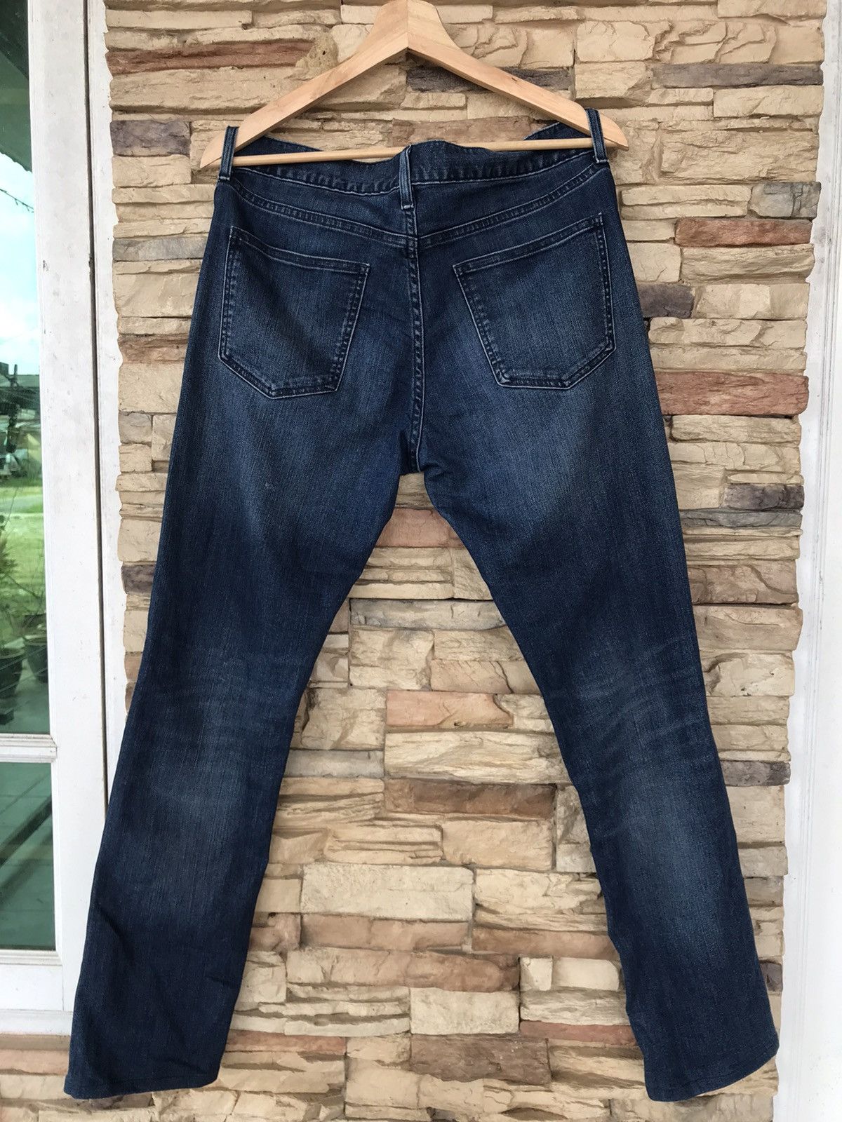 Uniqlo 🔥Bundle 🔥Bulk 2 pcs of Uniqlo Distressed Jeans Size US 34 / EU 50 - 5 Thumbnail