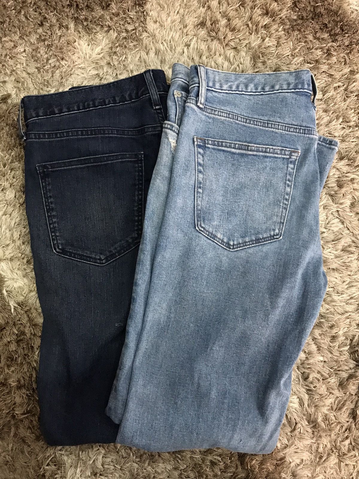 Uniqlo 🔥Bundle 🔥Bulk 2 pcs of Uniqlo Distressed Jeans Size US 34 / EU 50 - 1 Thumbnail