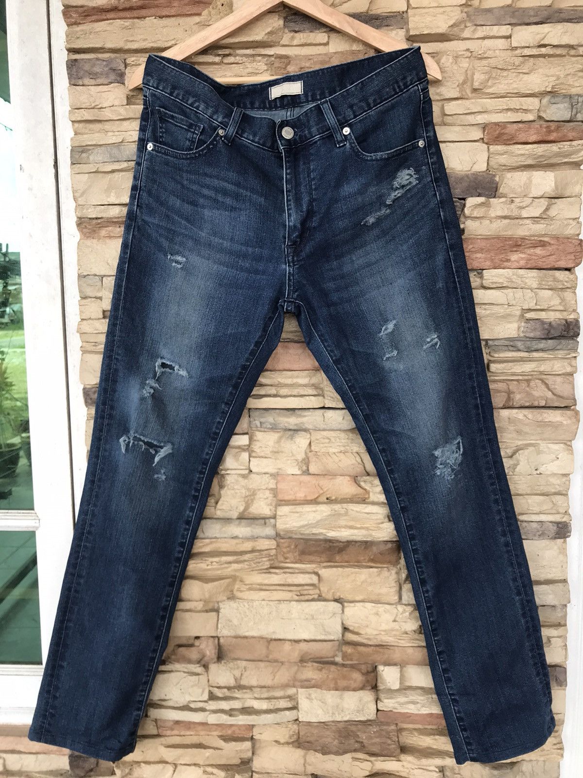 Uniqlo 🔥Bundle 🔥Bulk 2 pcs of Uniqlo Distressed Jeans Size US 34 / EU 50 - 2 Thumbnail