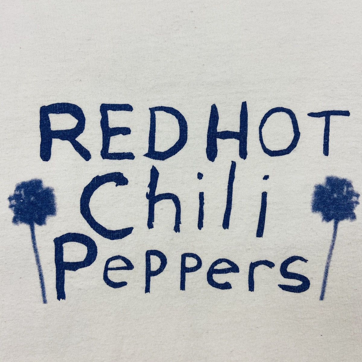Band Tees 1990's RED HOT CHILLI PEPERS RARE ARCHIVE TEE - LOT № 16 Size US M / EU 48-50 / 2 - 5 Thumbnail