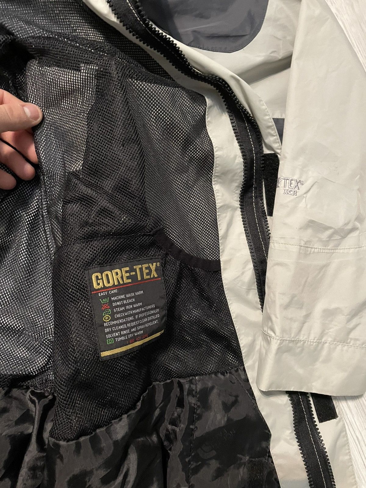 The North Face Vintage The North Face Gore Tex Jacket Nylon Parka Size US XL / EU 56 / 4 - 10 Thumbnail