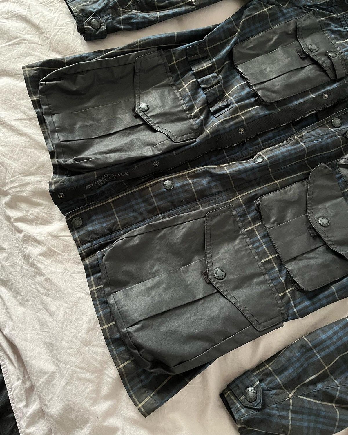 Burberry 2000s Burberry Novacheck Multi Pocket Hunter Parka/Jacket Size US M / EU 48-50 / 2 - 3 Thumbnail
