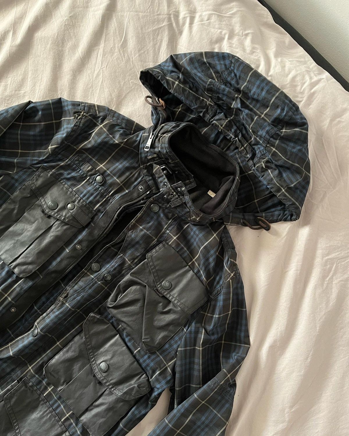 Burberry 2000s Burberry Novacheck Multi Pocket Hunter Parka/Jacket Size US M / EU 48-50 / 2 - 2 Thumbnail